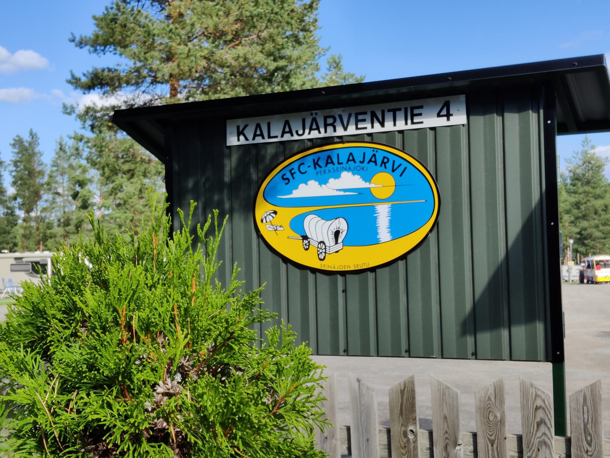Sign for SFC-Kalajärvi at Kalajärventie 4